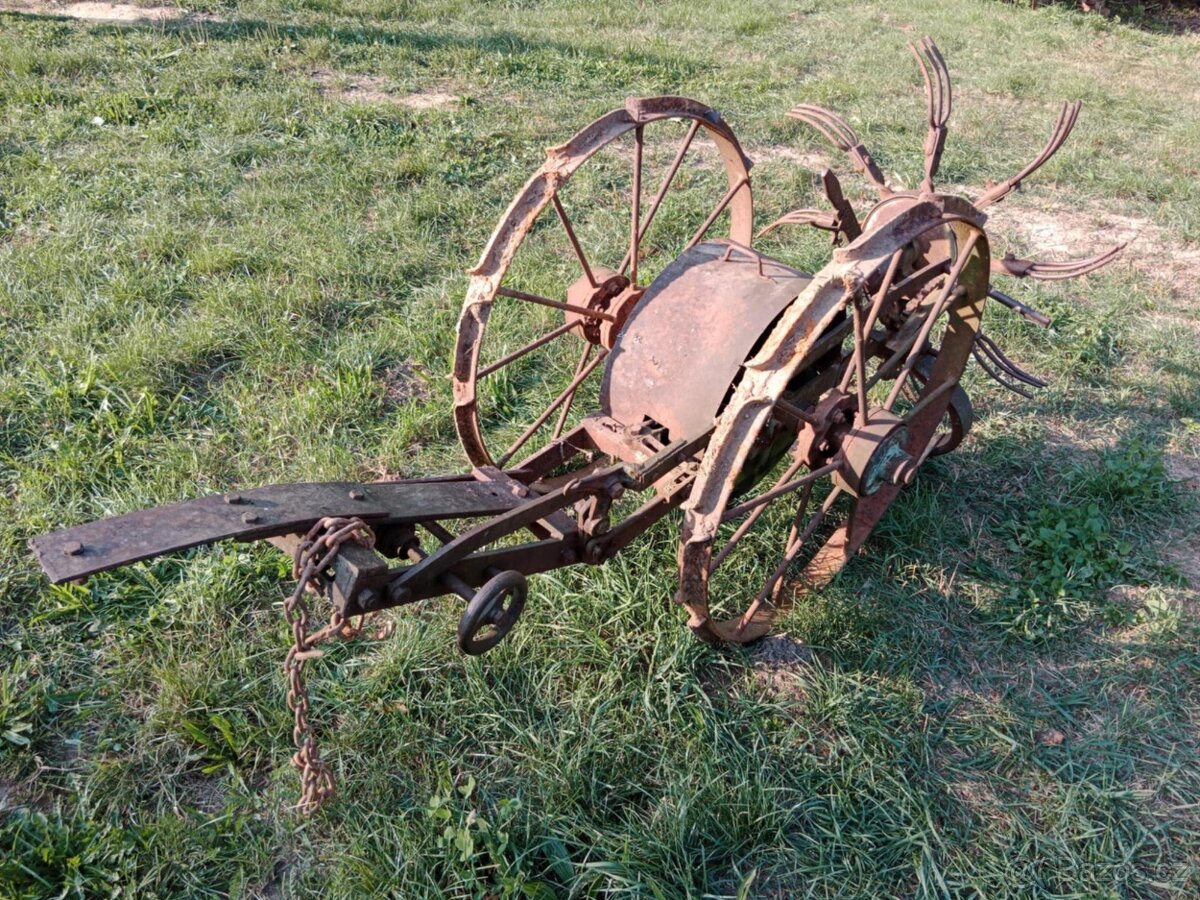 Tažený vyorávač brambor -čert - 2
