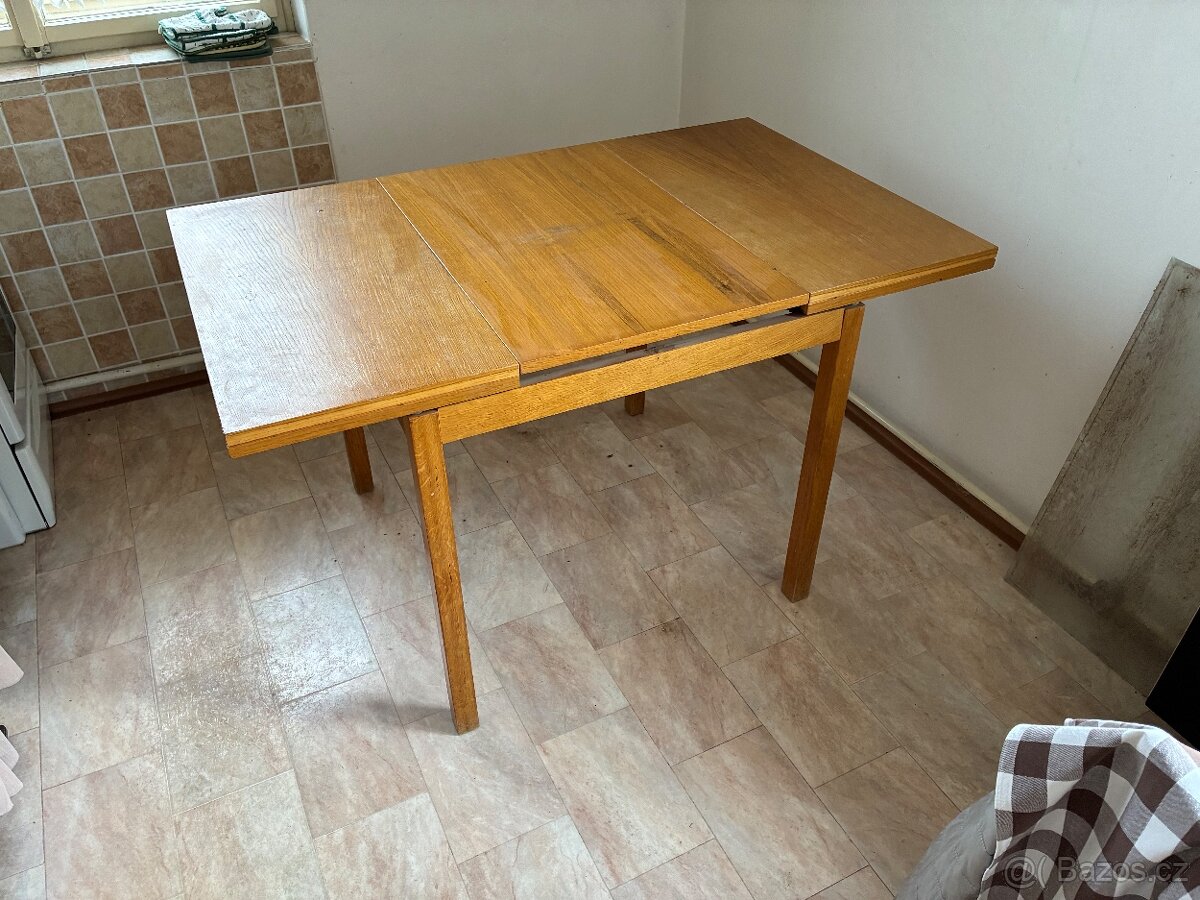 Rozkládací stůl - 2