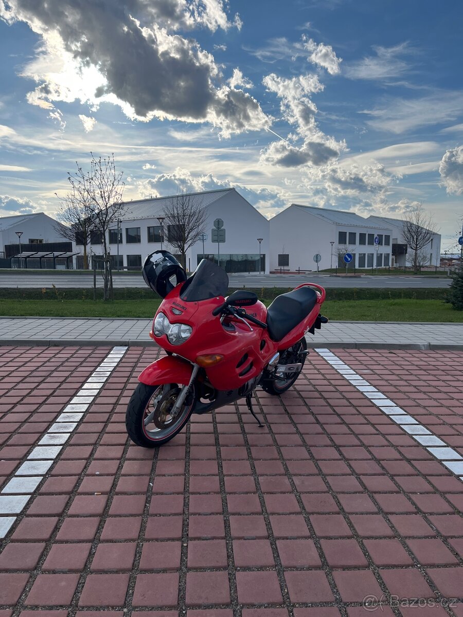 SuzukiGSXF600 - 2