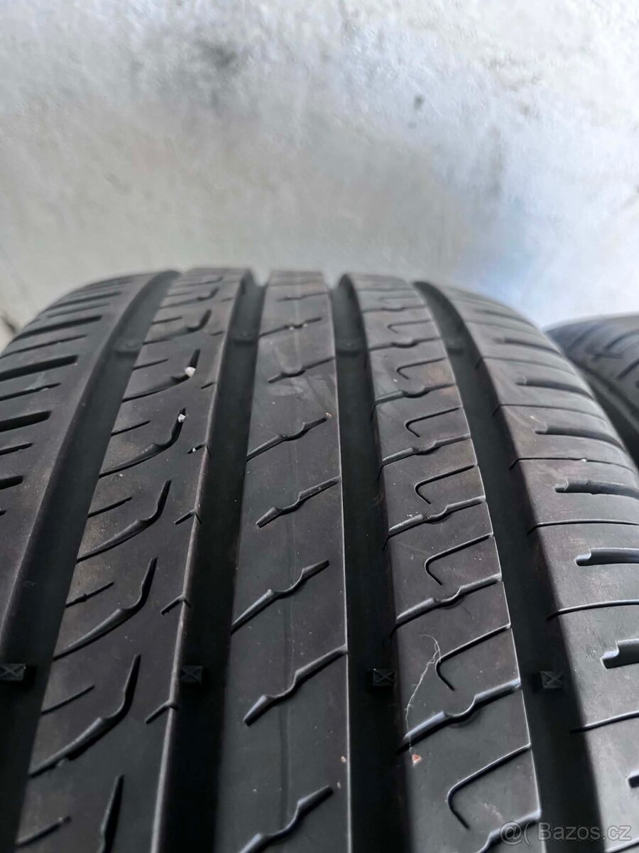 Letní pneu 195/50/R15 Barum - 2