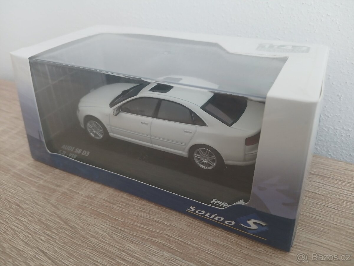Model Audi S8 D3 1:43 Bílá Solido - 2