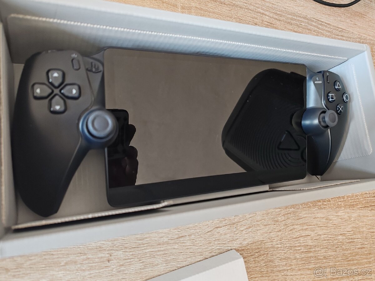 Playstation Portal - 2