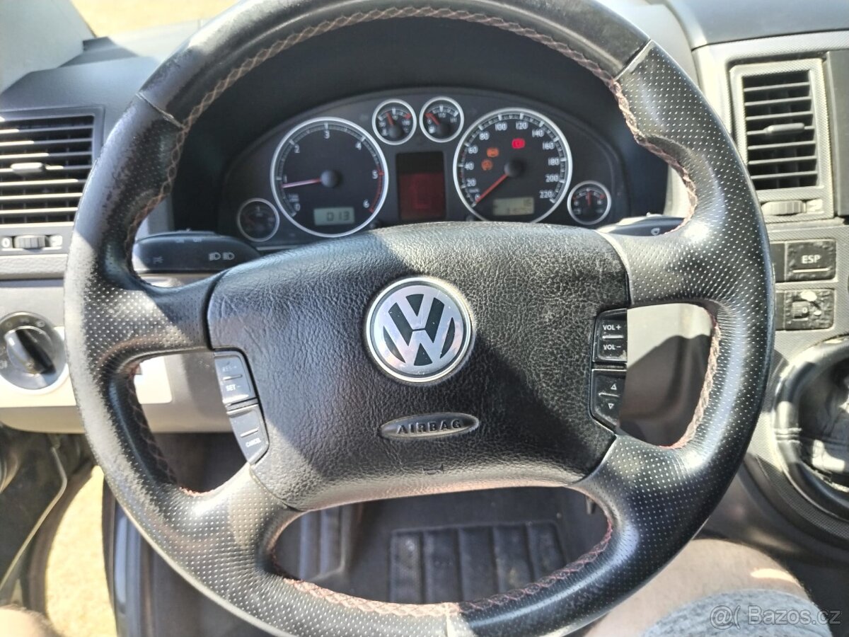 Volkswagen T5 MULTIVAN - 2