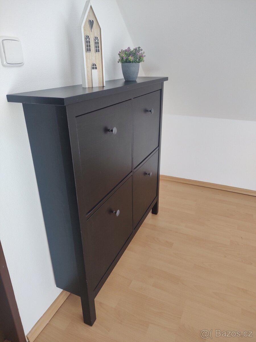 IKEA botník hemnes - 2
