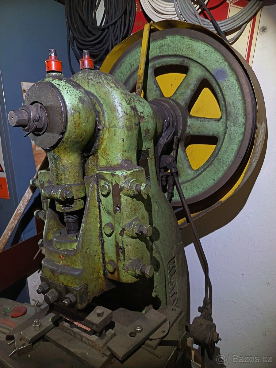 Výstředníkový lis - 2