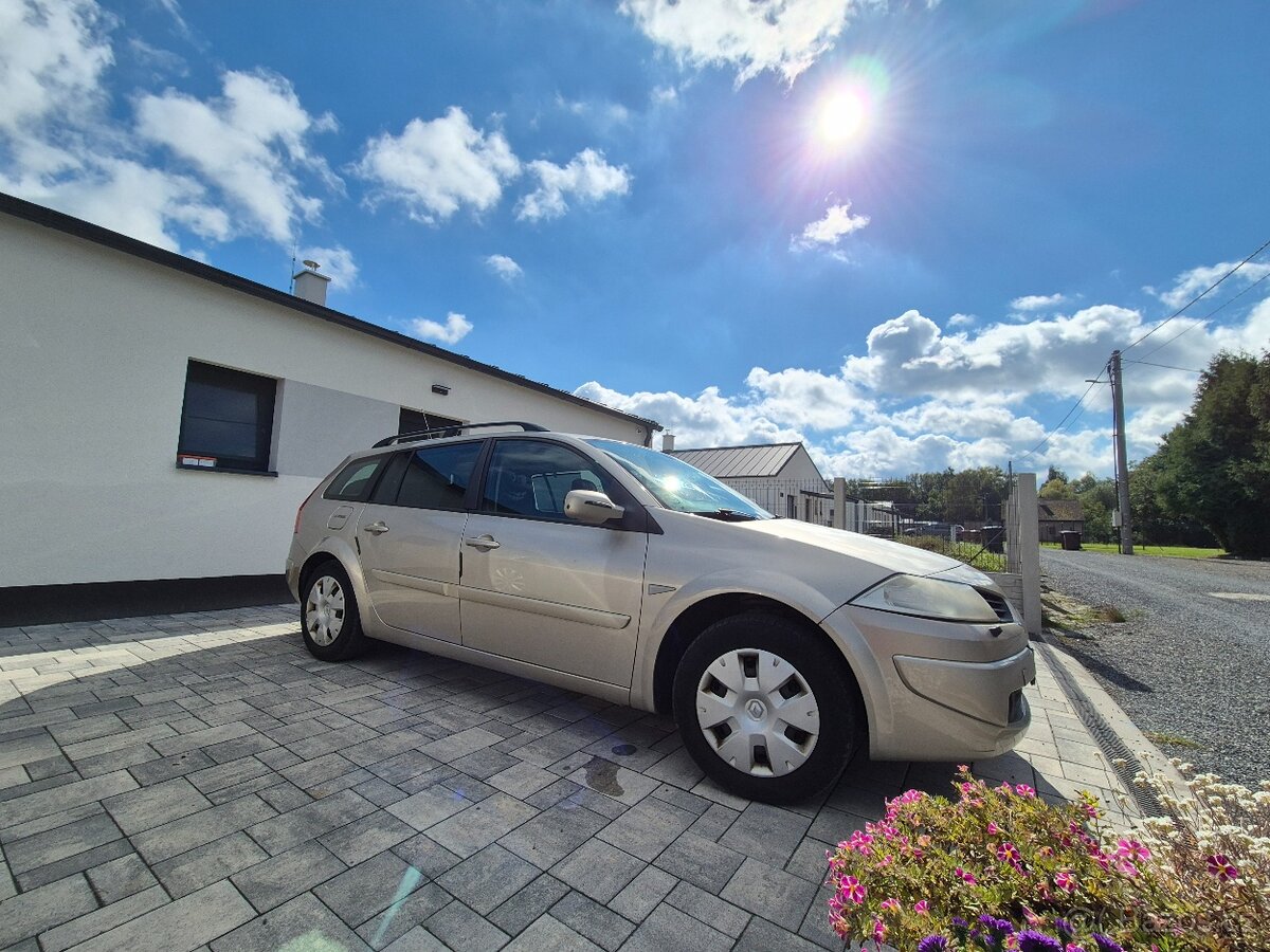 Renault Megane II 1.6 16V - 2