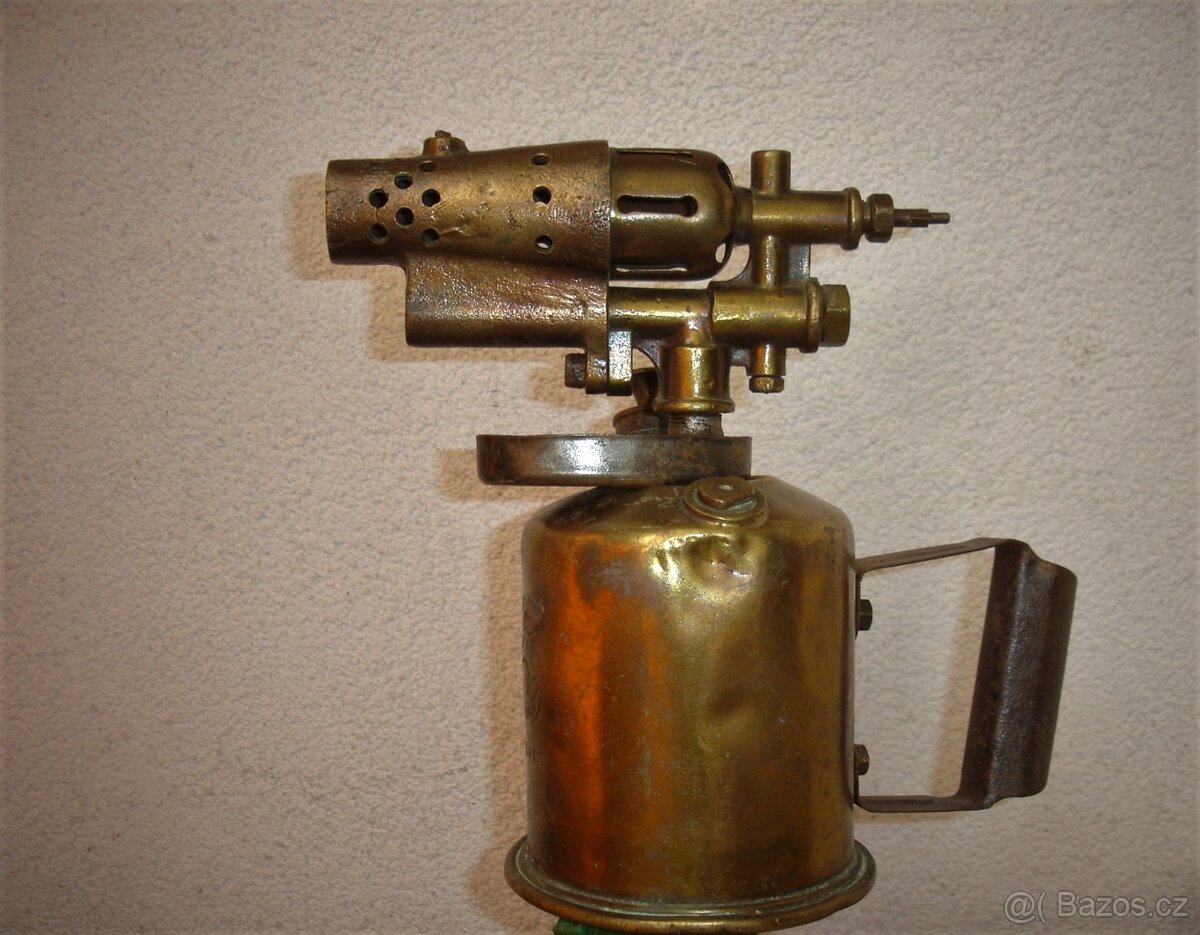 LETLAMPA... - 2