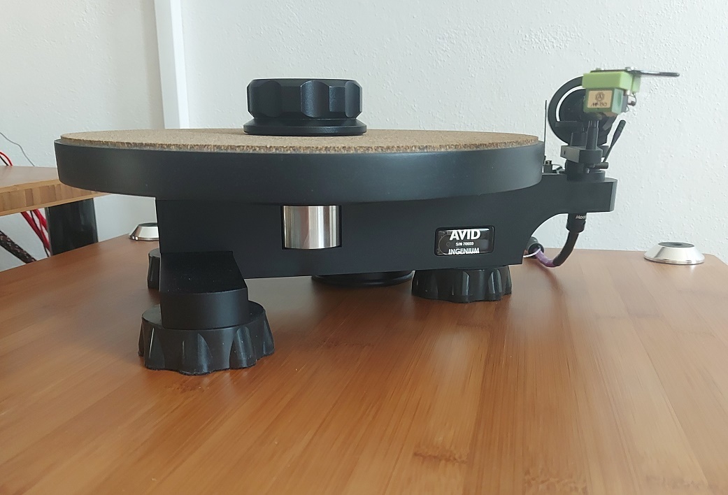 Gramofon Avid Ingenium - 2