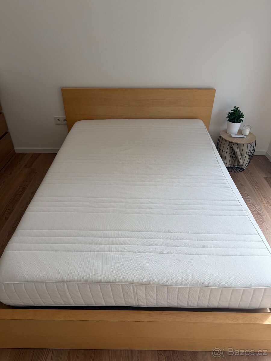 Postel MALM s roštem a matrací - 2