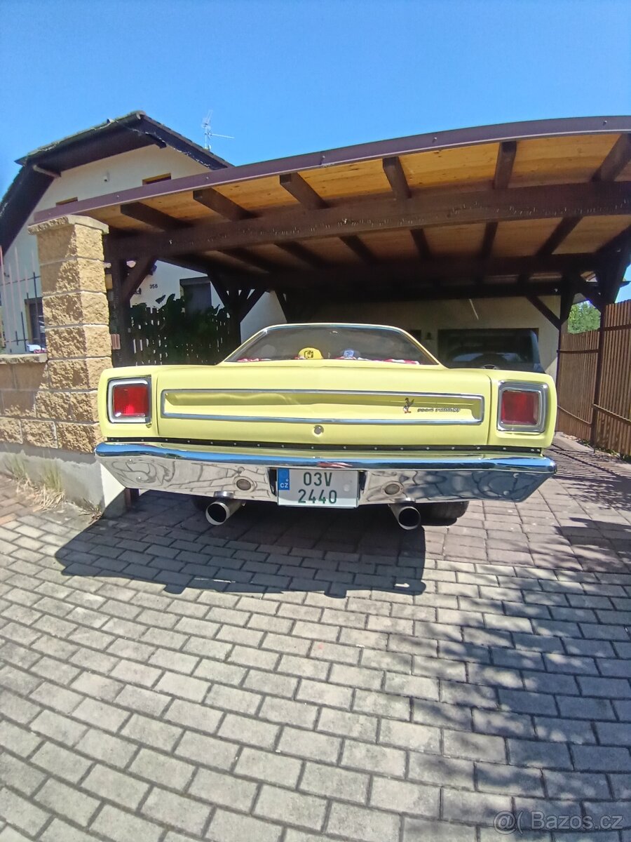 Plymouth road runner 440, six pack - 2