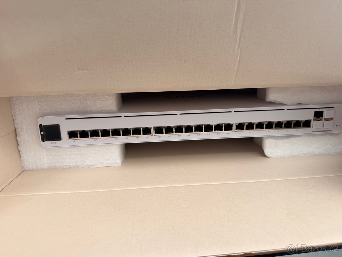 Ubiquiti UISP Switch Pro - 2