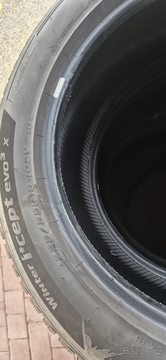 225/55R18 - 2