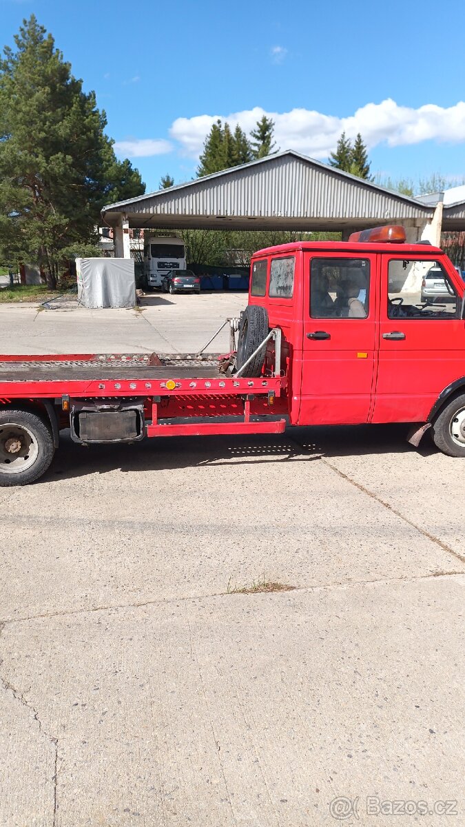 Iveco daily 49,10 odtahovka