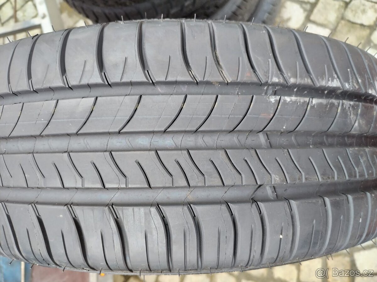205/60/16 letní pneu MICHELIN a GOODYEAR 205/60 R16 - 2