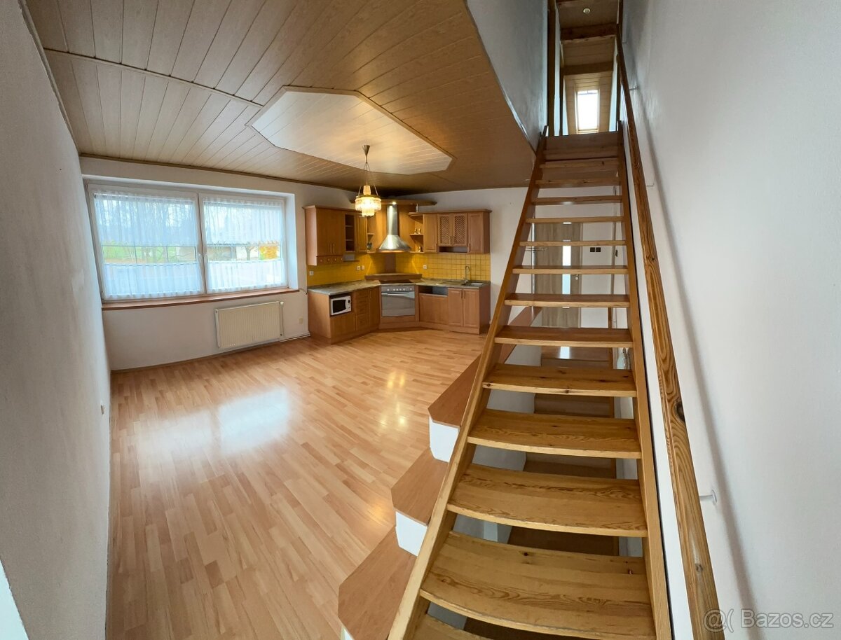 Rakovnicko - Mutějovice - prodej vícegeneračního RD - 2