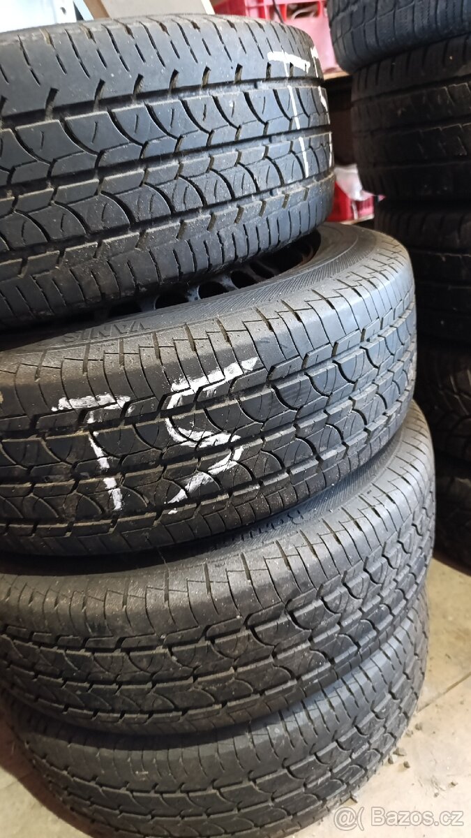 Letní sada VW T5 T6 Barum 205/65 R 16 C - 2