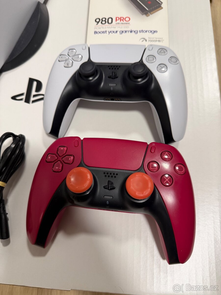 PlayStation 5 plus příslušenství - 2