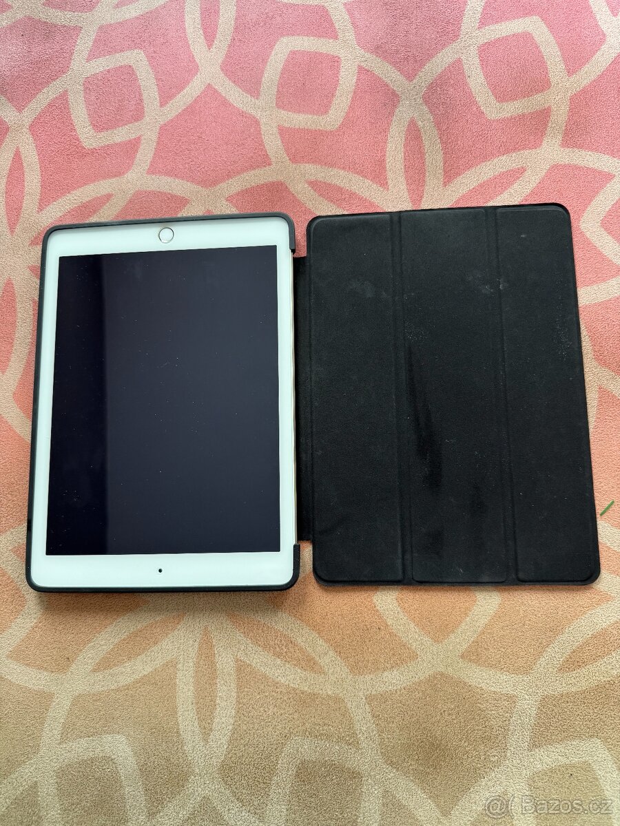 Apple Ipad Air 2 - jako nový - 2