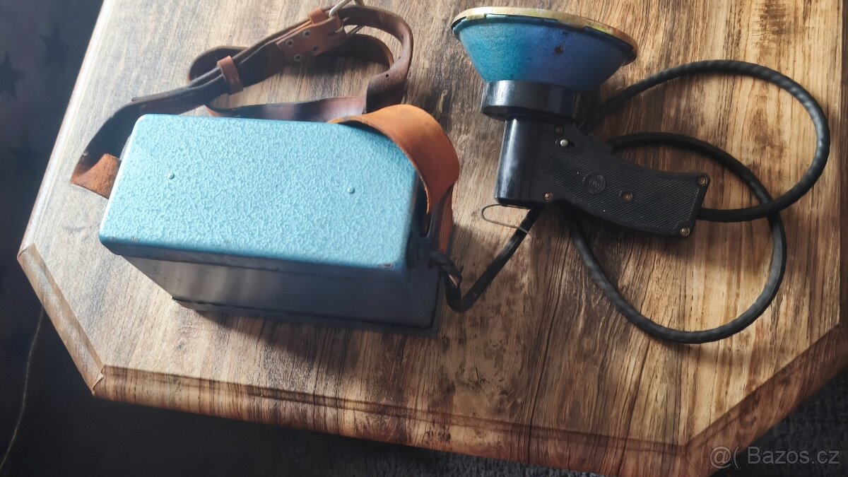 Staré svítidlo. - 2