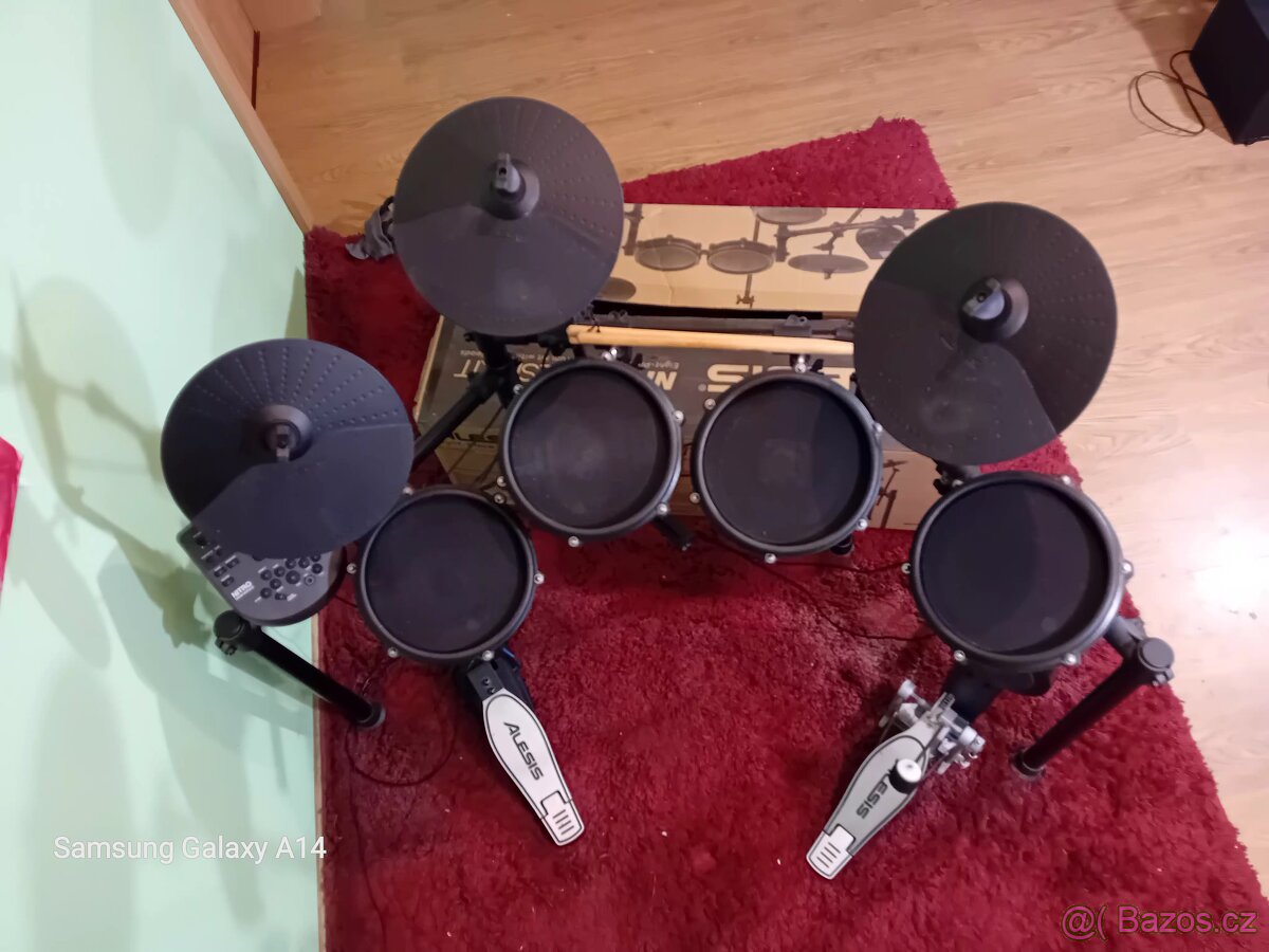 Elektrická bicí souprava alessis - 2