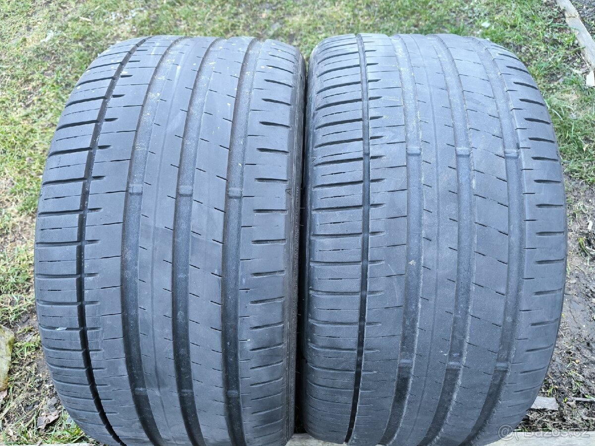 Falken 275/35/19 - 2