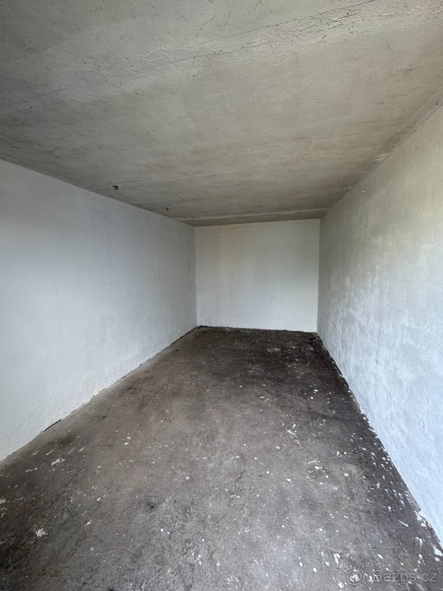 Zděná garáž/sklad v Hodoníně – lokalita Kapřiska - 2