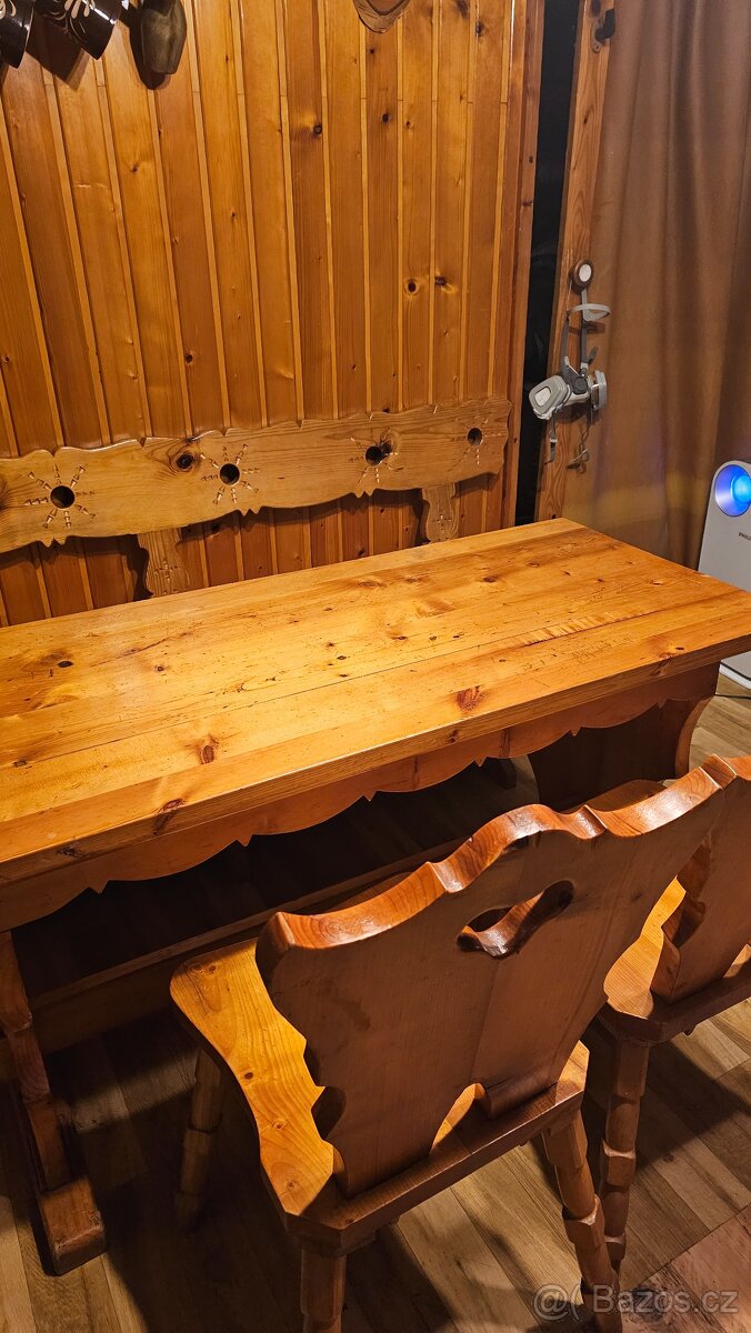 Retro stůl s lavicí a židlemi - 2