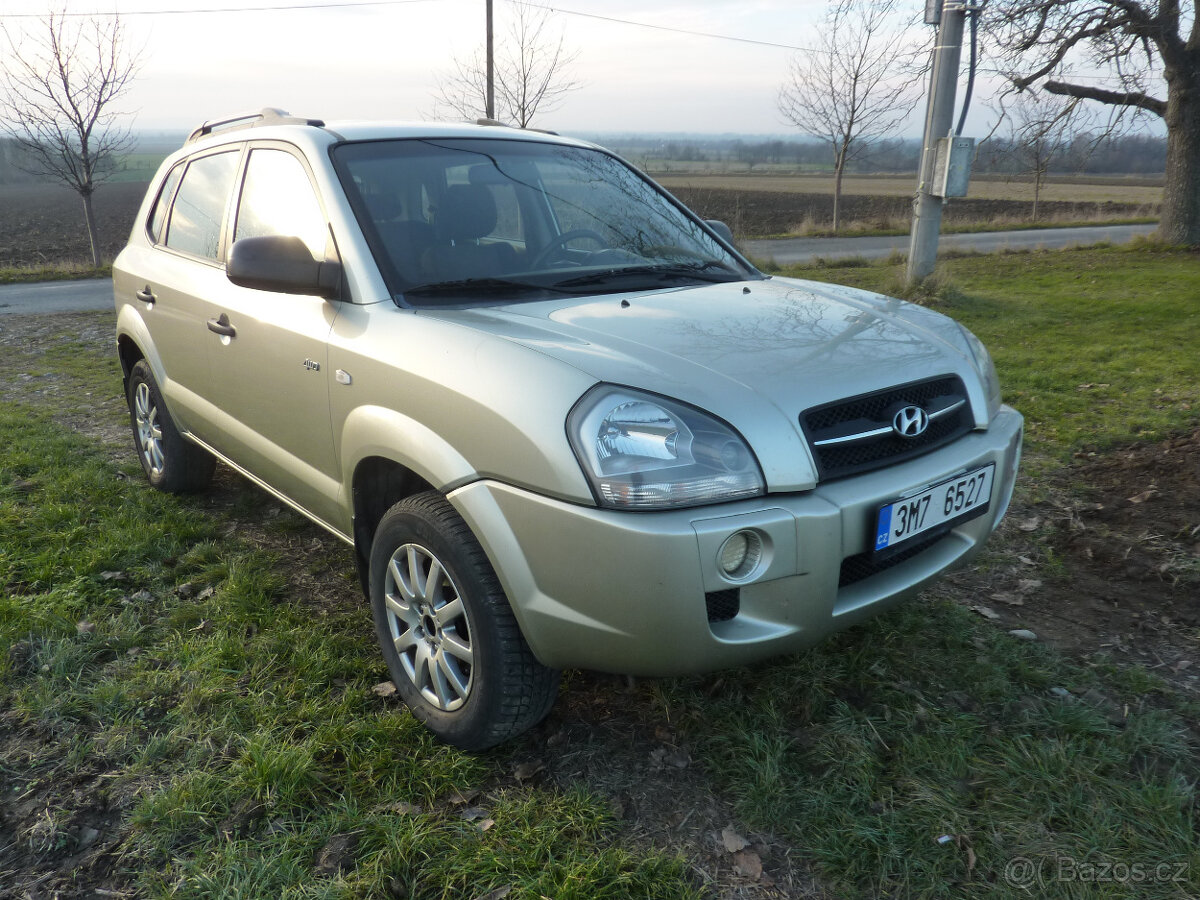 Hyundai Tucson 2.0i 104 kw 4x4 165 tis km TAŽNE - 2