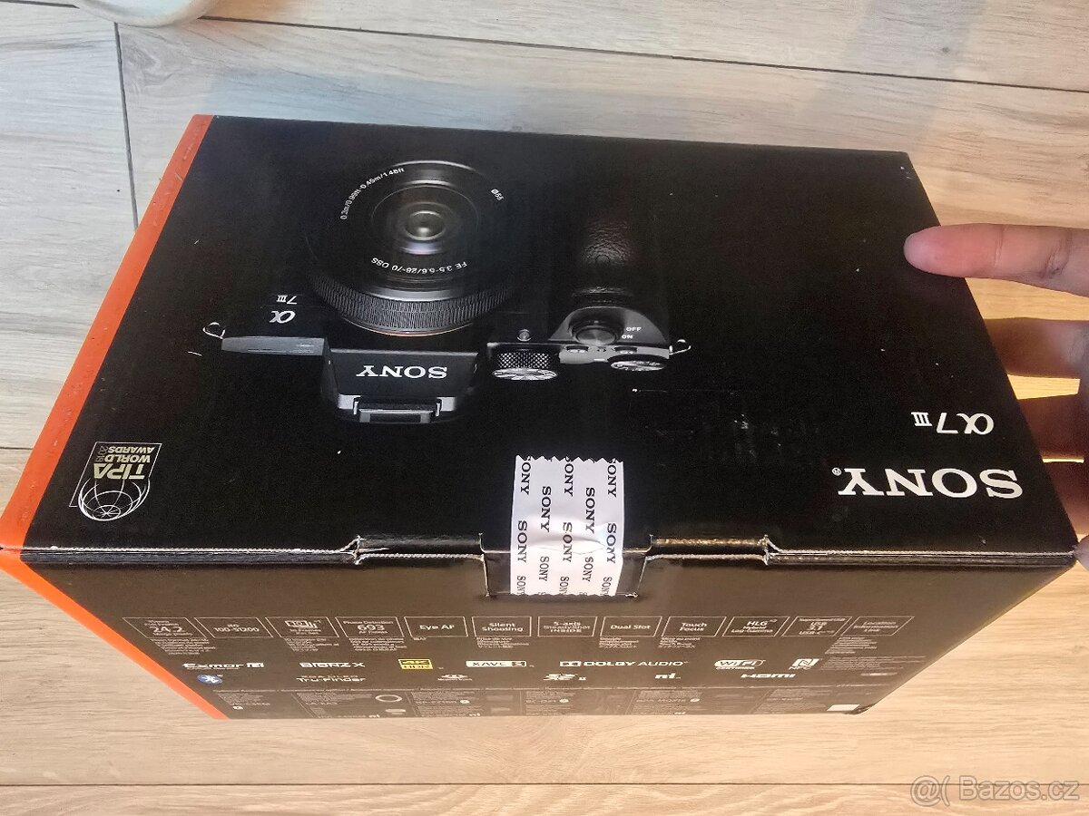 Sony Alpha A7 iii vcetne objektivu - nerozbaleny se zarukou - 2