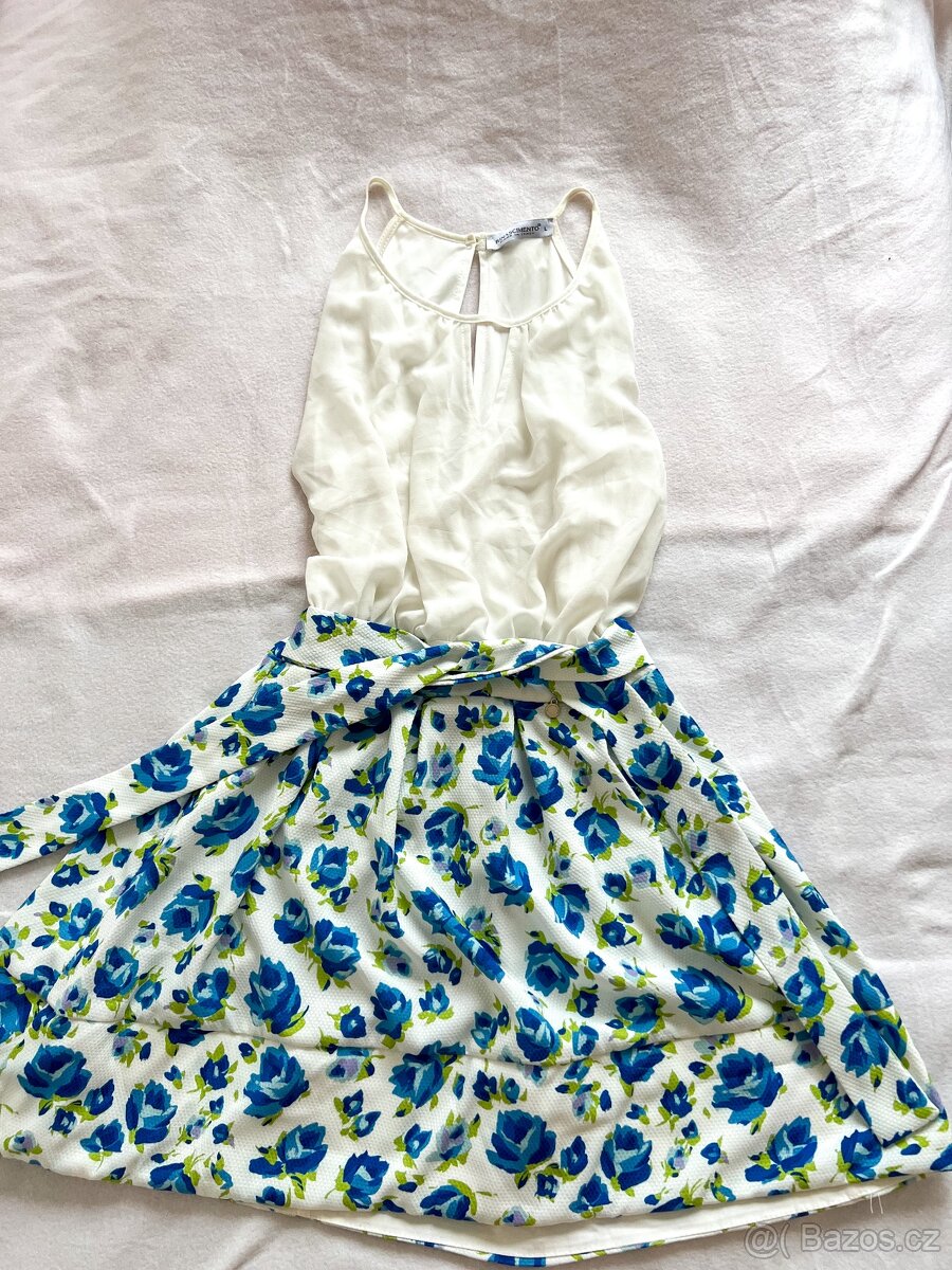 Luxusní šaty rinascimento - 2