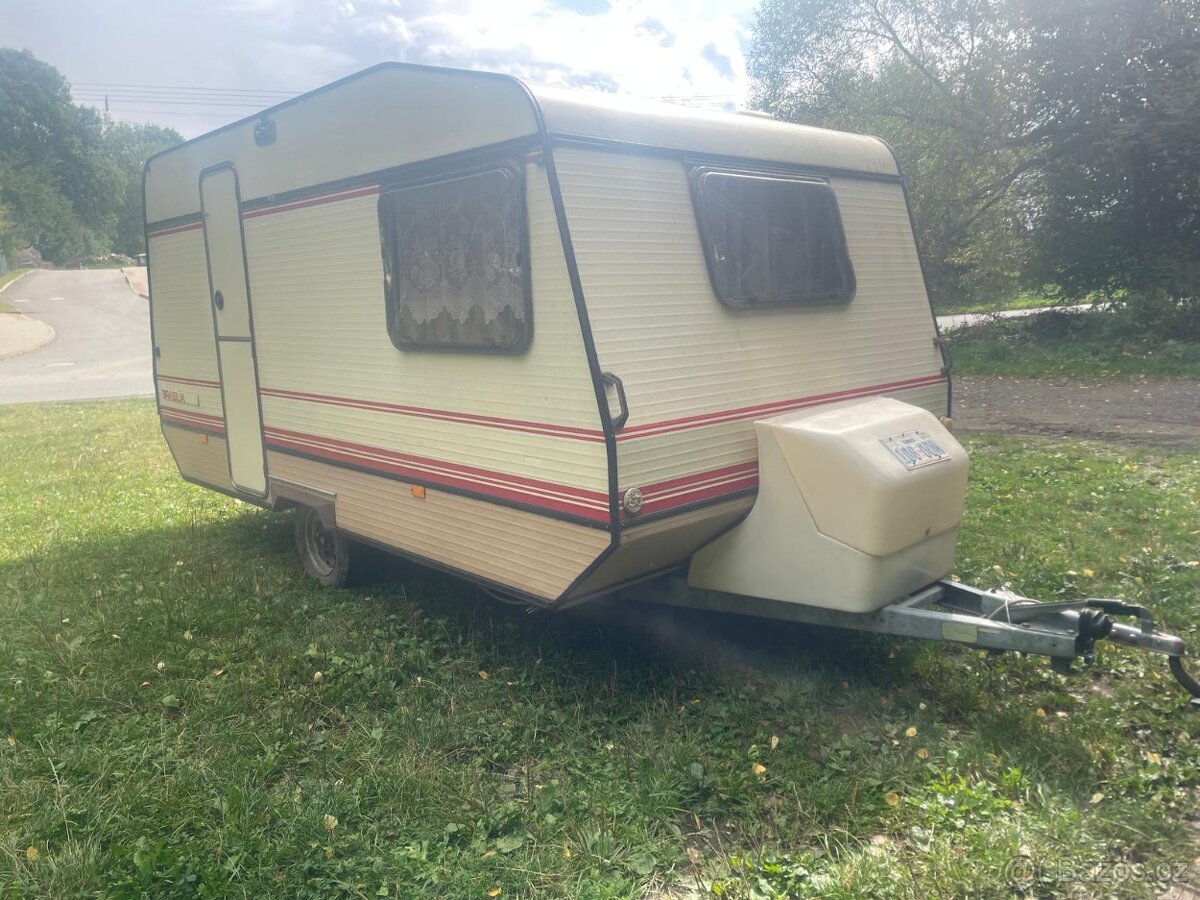 karavan Caravelair 440, BEZ TP, Předstan - 2