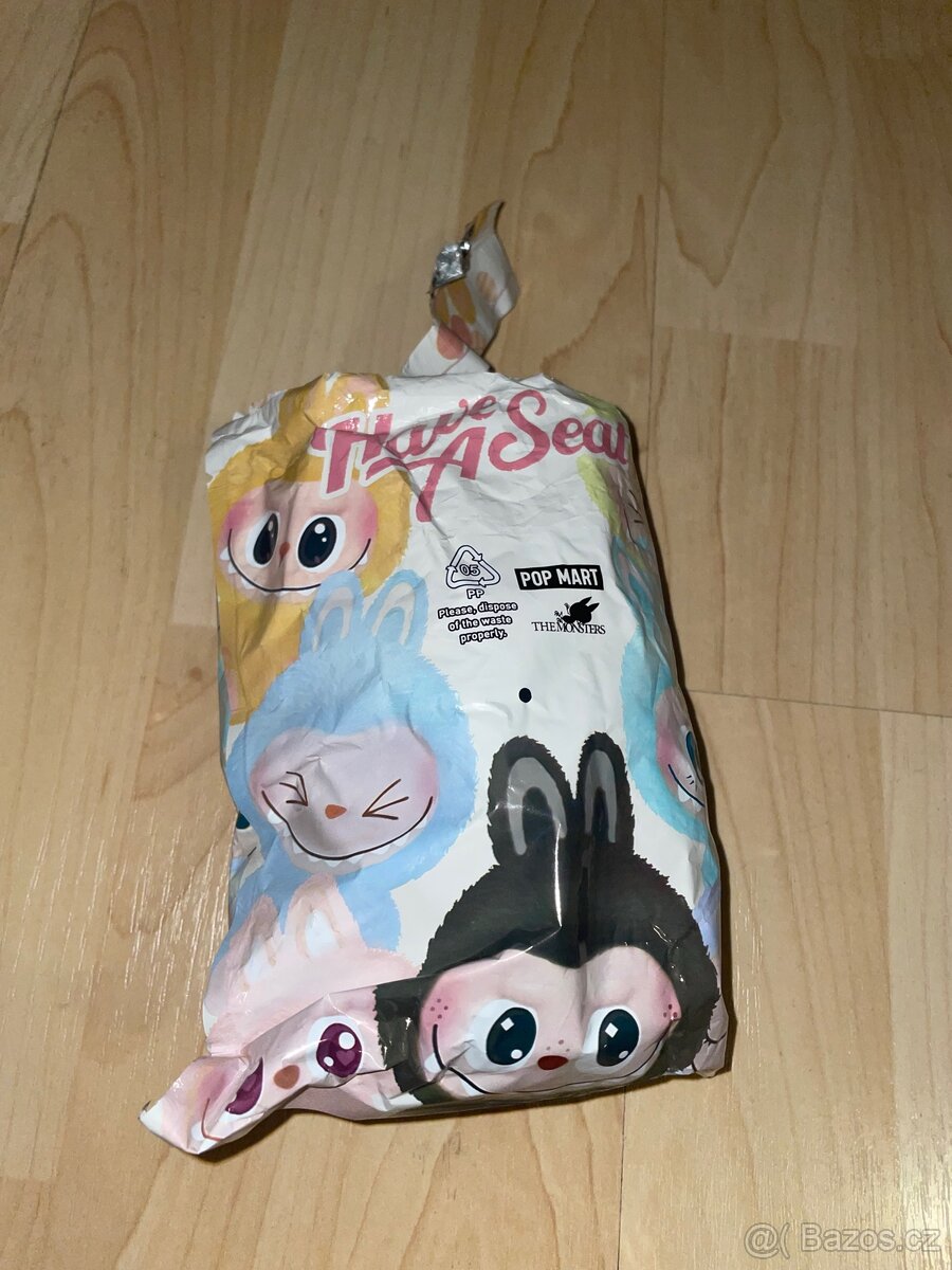 Labubu Have A Seat - 2