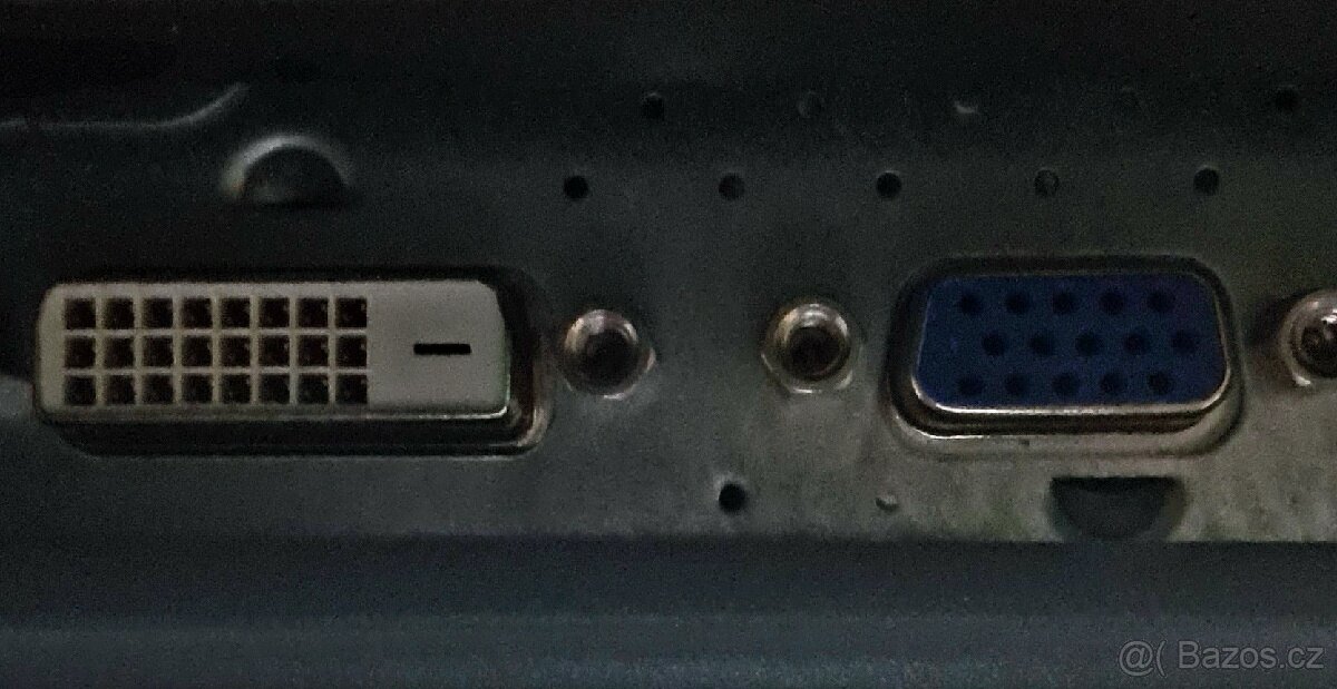 Lcd Monitor 22 palců - 2