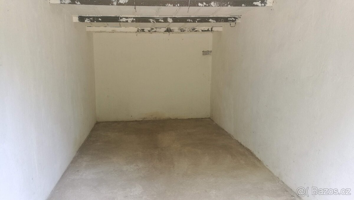 Garáž nedaleko centra Českých Budějovic - 2