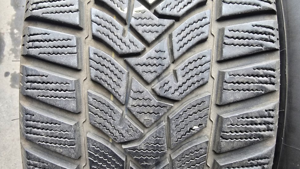 Zimní pneumatiky 205/55/16 Dunlop - 2