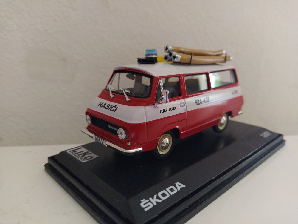 Škoda 1203-Hasiči.. - 2