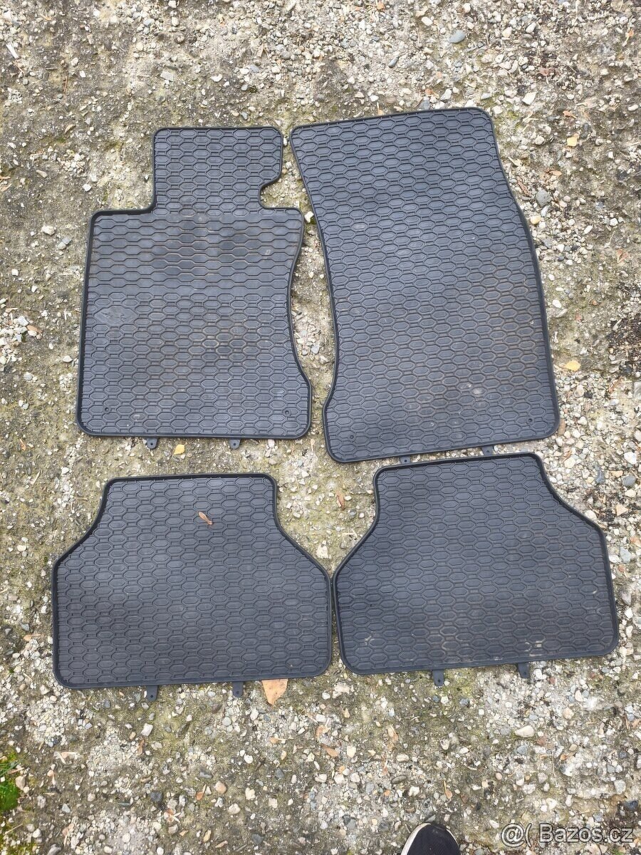 BMW 5 E60 E61 GUMOVÉ ROHOŽE - 2