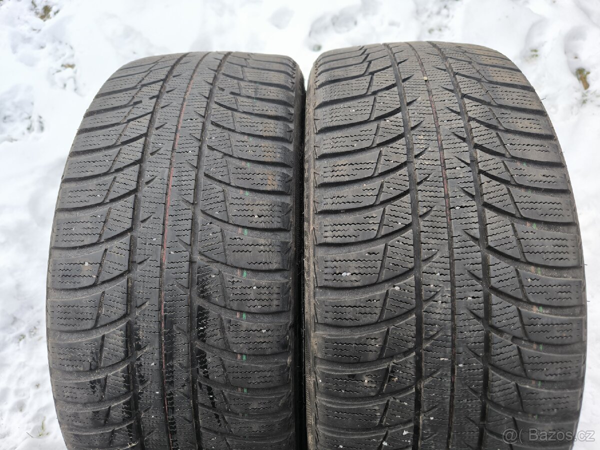 Bridgestone 225/40/18 - 2