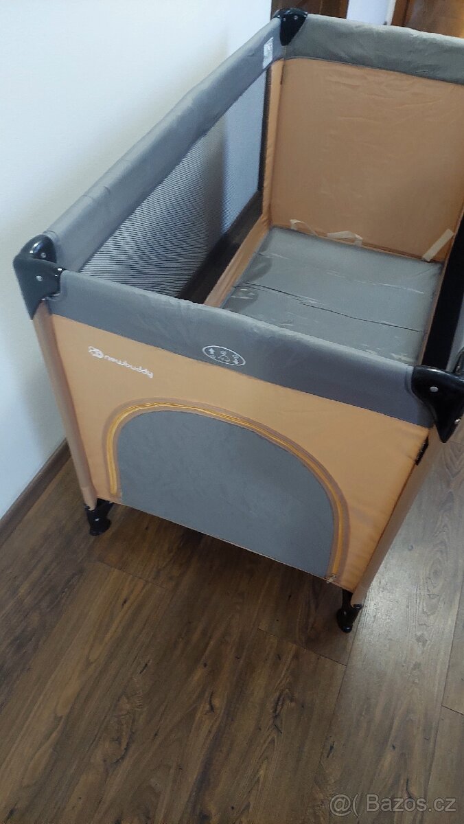 cestovní postýlka - 2