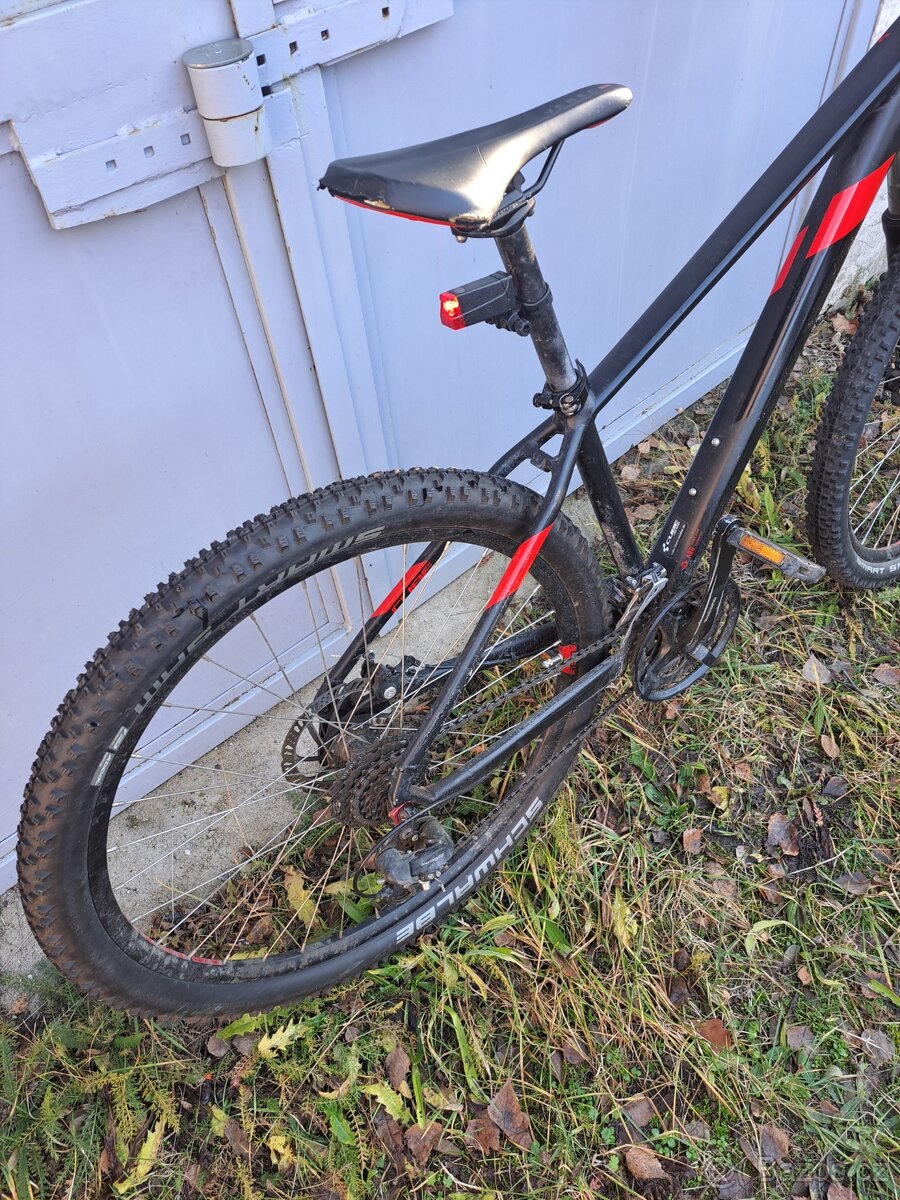 Alu horské kolo CUBE - 2