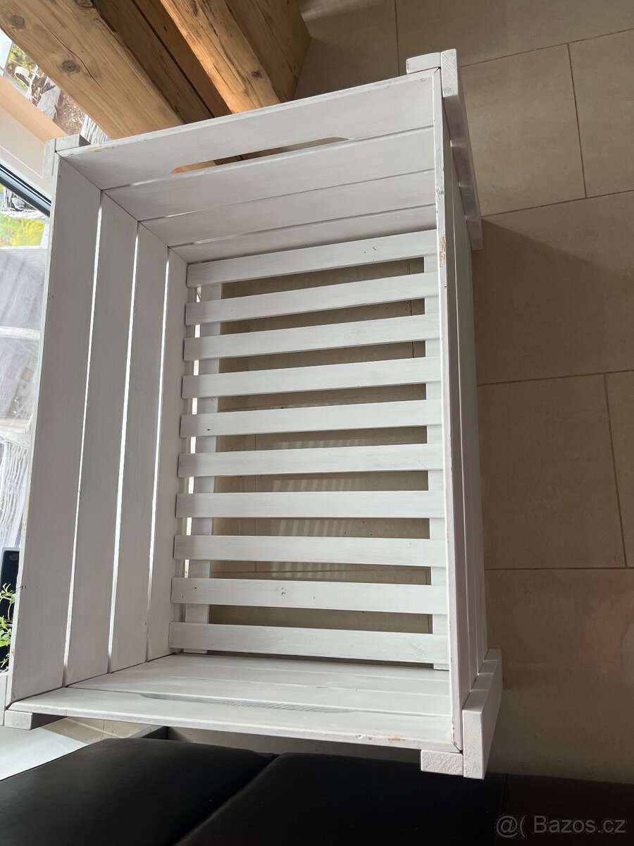 Dřevěná bedna s futonem - 2