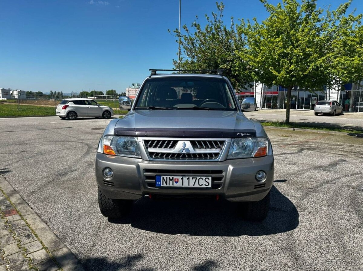 Mitsubishi Pajero 3.2 DI-D - 2