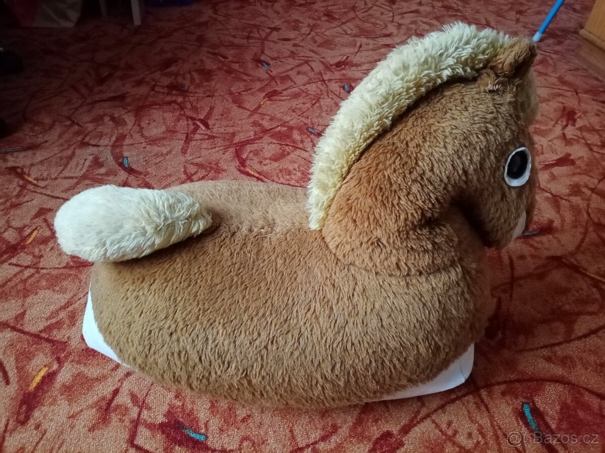 plyšový houpací kůň - retro - 2