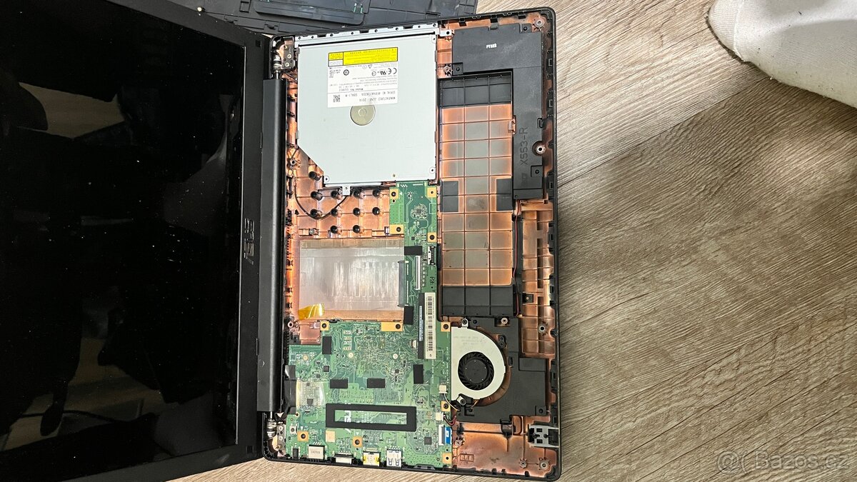 Notebook ASUS X553M - 2