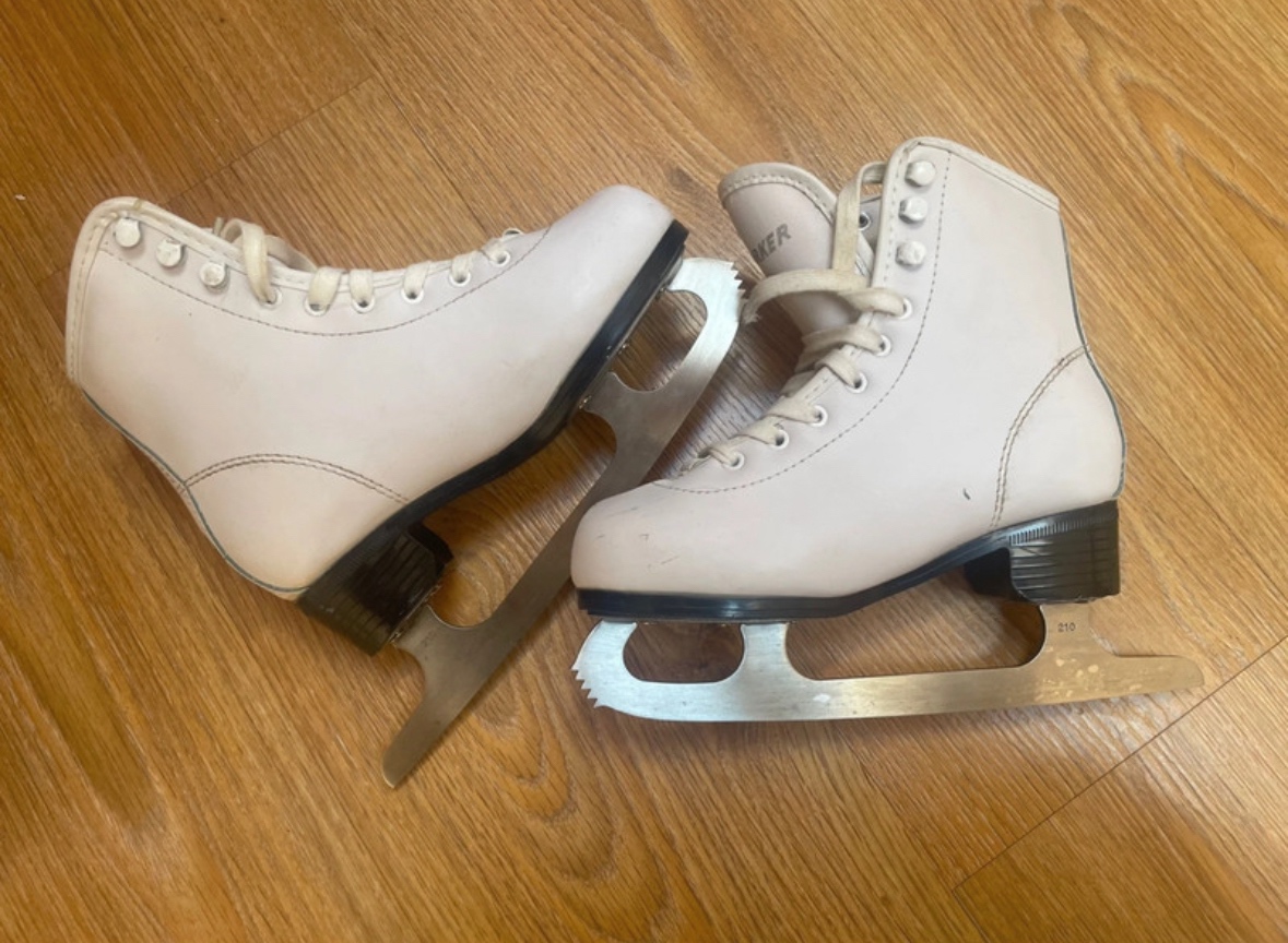 Dívčí lední brusle vel. 35 - 2
