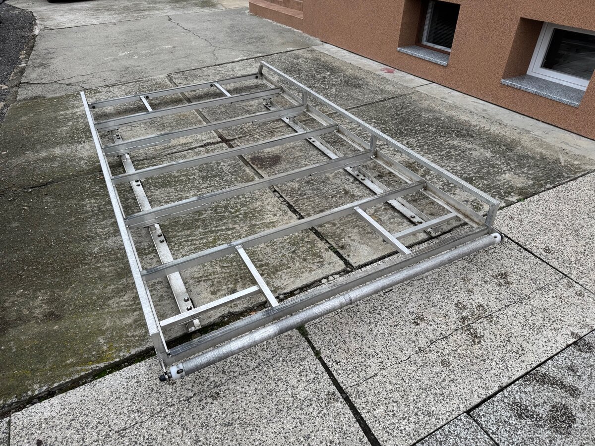 Zahrádka na dodávku - 2