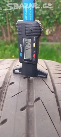 Prodám 4x letní 235/50R19 Hankook - 2