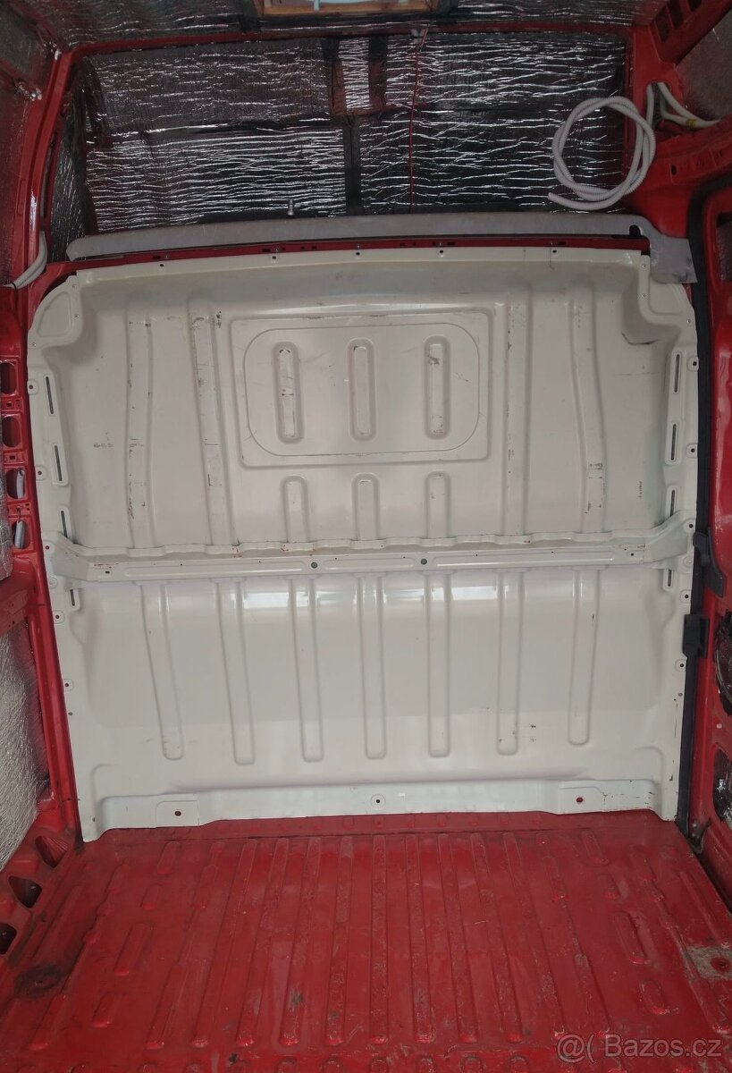 Příčka do dodávky - 2