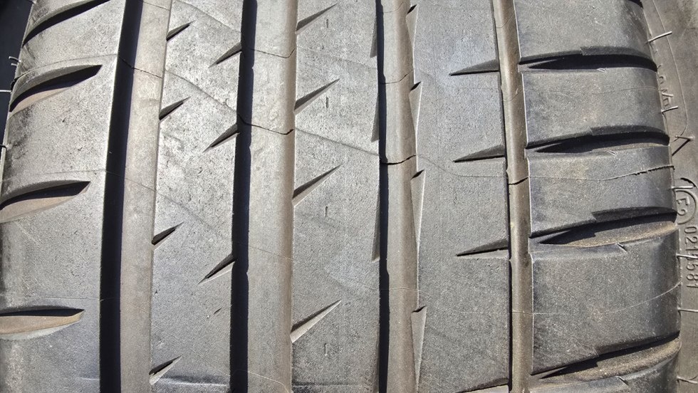 Letní pneu 225/40/18 Michelin - 2