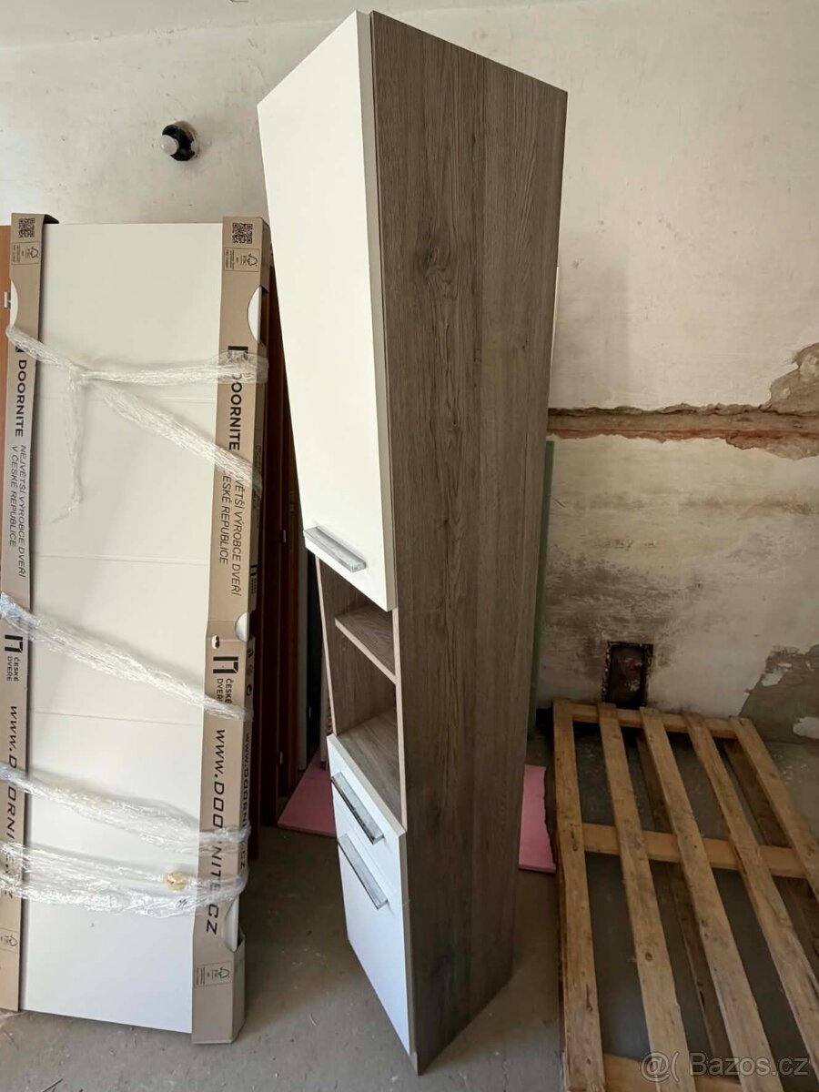 Skříň do koupelny - 2